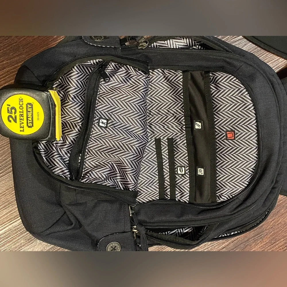 Back pack - Picture 4 of 5